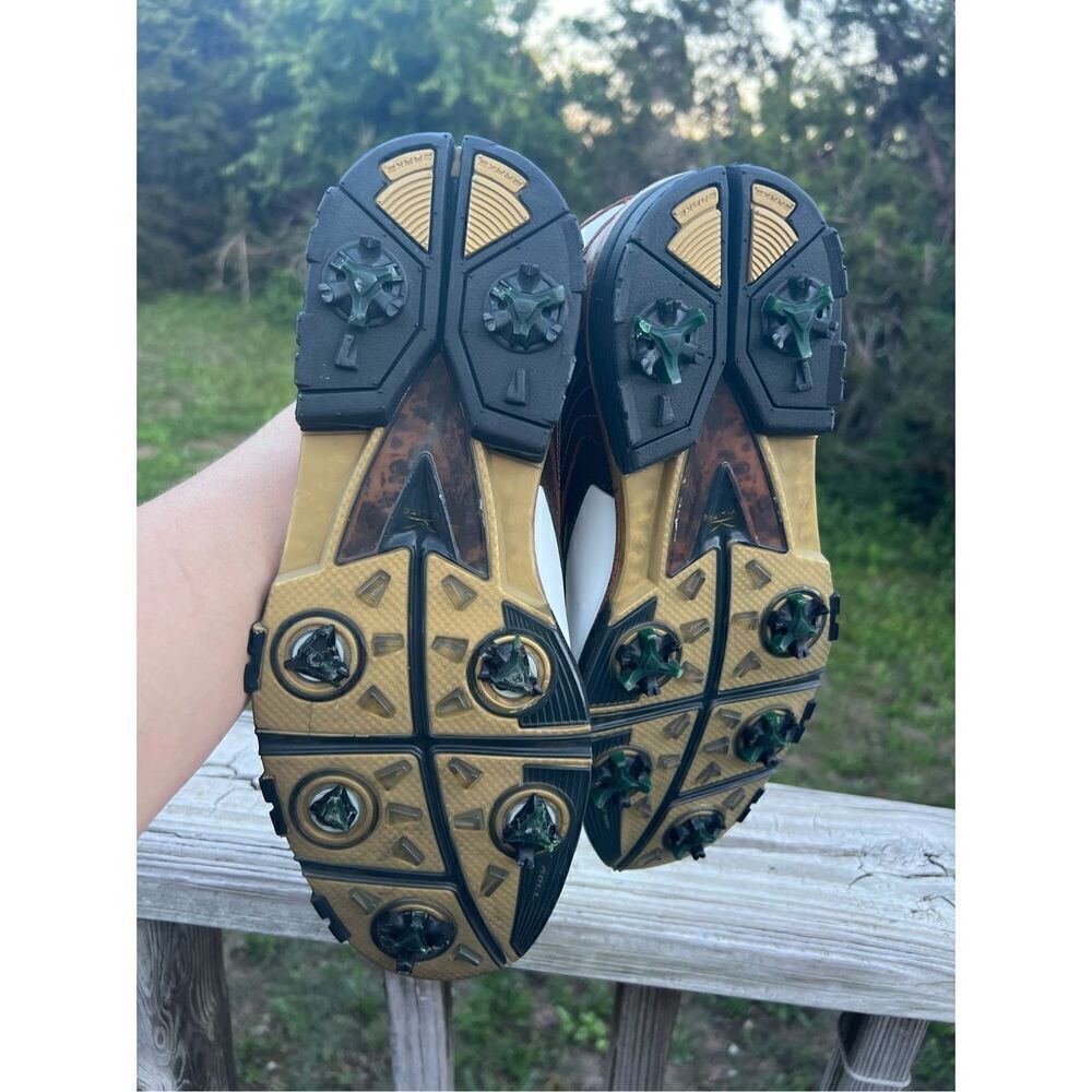 Hi Tech Golf Shoes - Picture 9 of 9